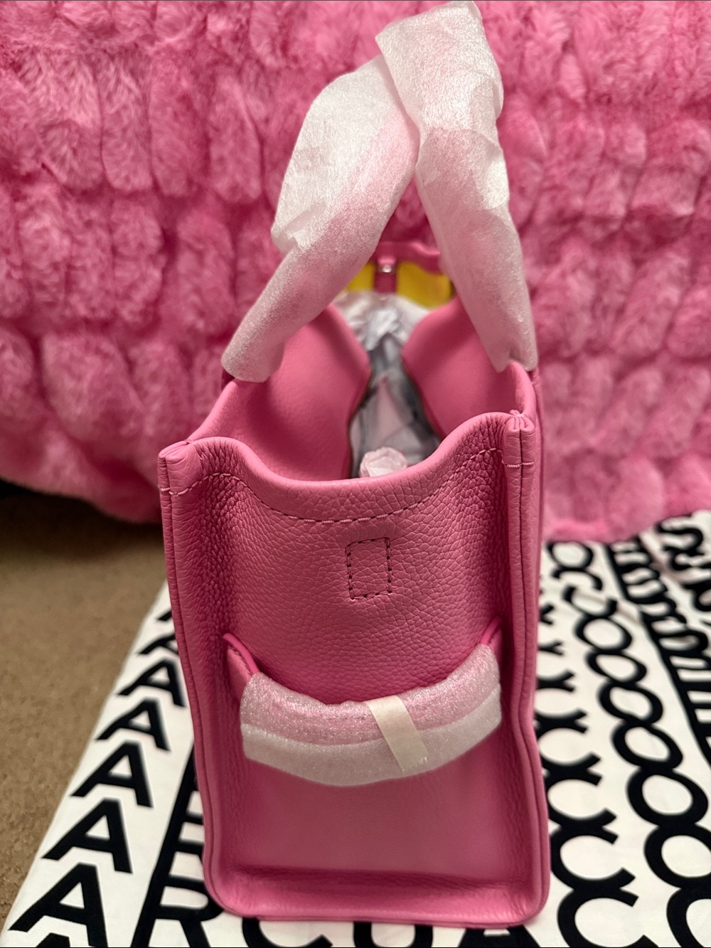 Marc Jacobs Petal Pink 'The Tote Bag' Leather Tote - Picture 4 of 9
